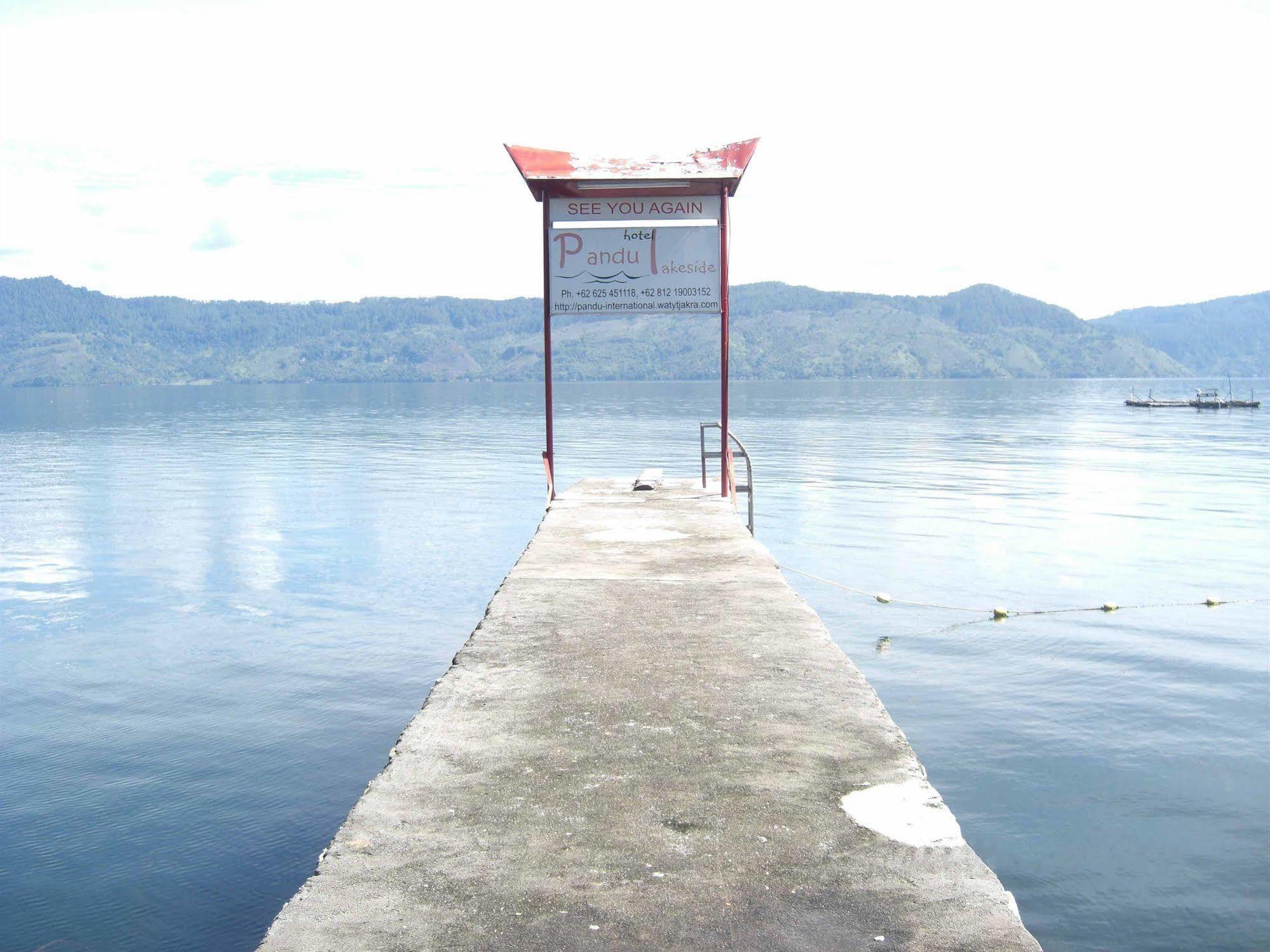 Hotel Pandu Lakeside Tuktuk Exterior foto